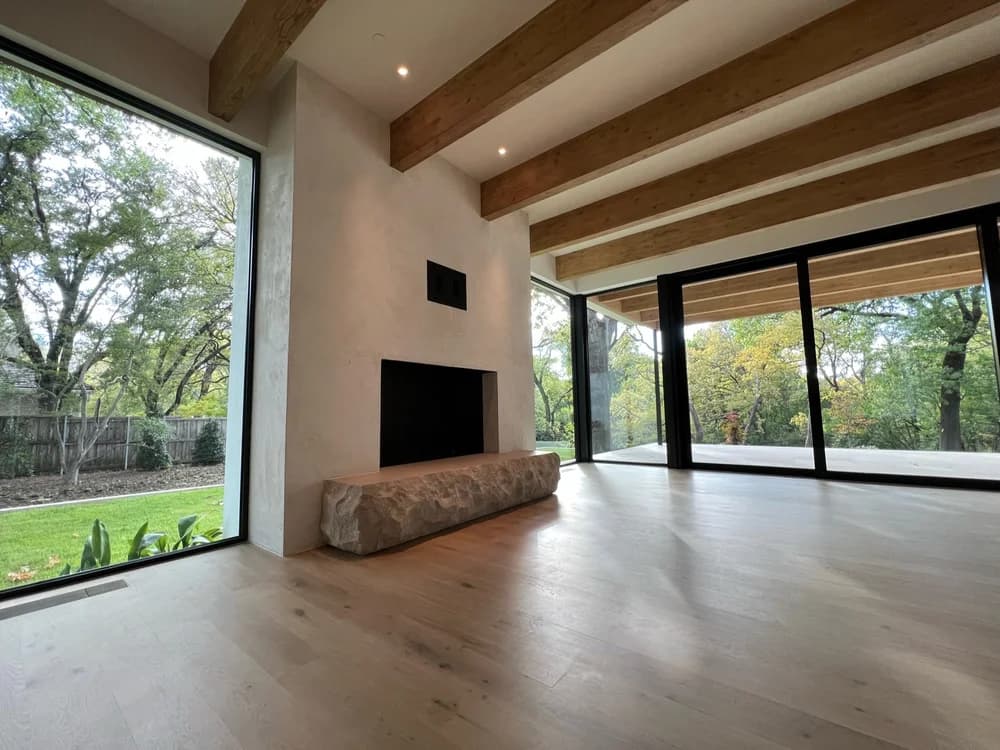 Interior stone masonry - fireplace and wall features